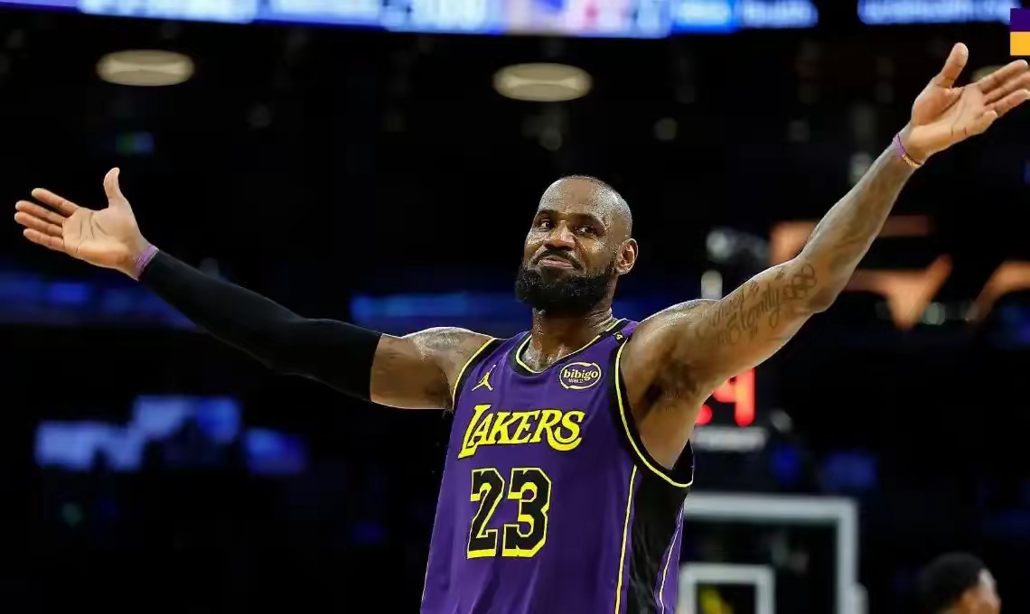 开云官方平台APP下载包含穆雷重要时刻重要助攻,湖人带队取胜!观众掌声雷动的词条